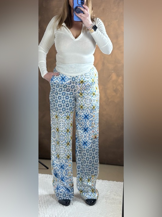 Zara Pants - Zara White and Blue Tile-Print Wide Leg Pants